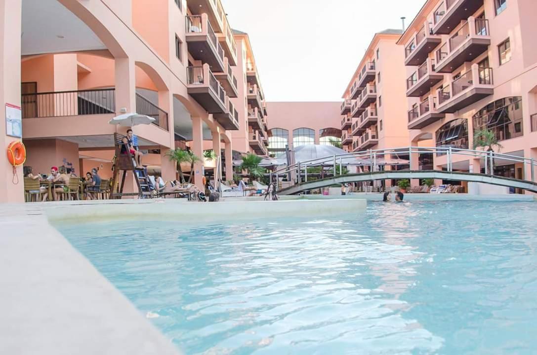 Apto Pes Na Areia Em Hotel Jurere Beach Jurere Internacional Florianópolis Eksteriør bilde